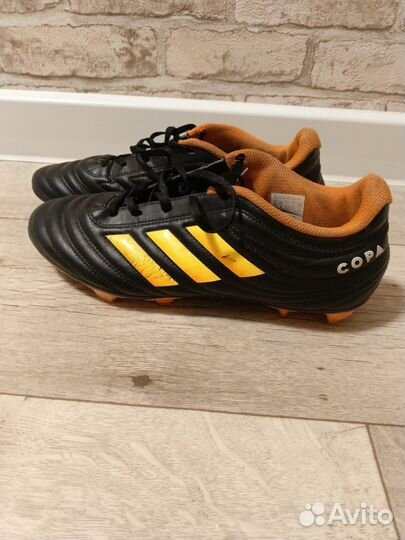 Футбольные бутсы adidas copa