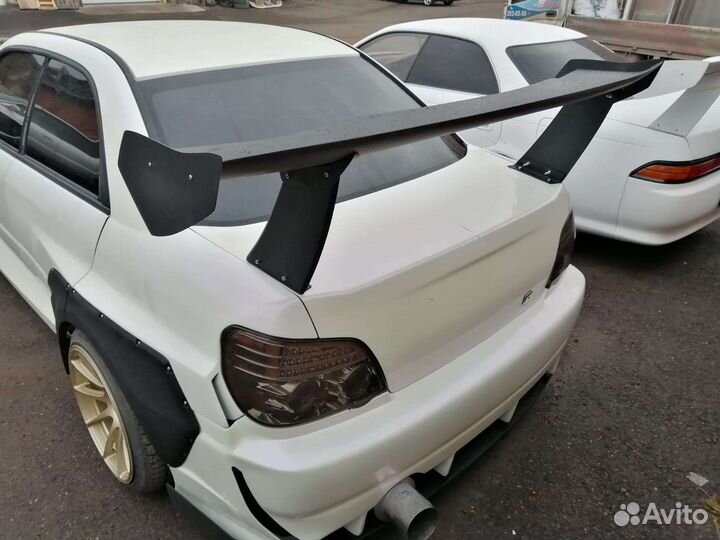 Спойлер 1800мм комплект