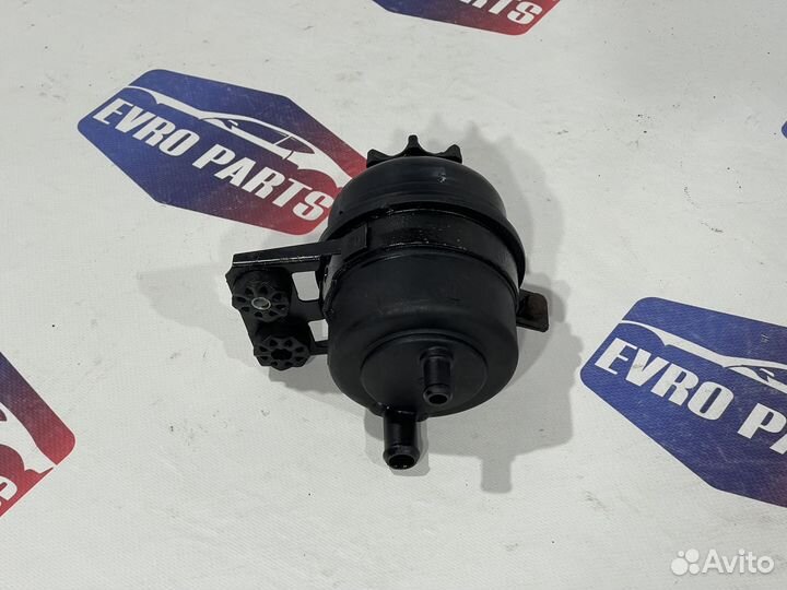 Бачок гур BMW 3 E-90 Е-92 Дизель