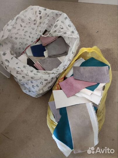 Обрезки мебельной ткани