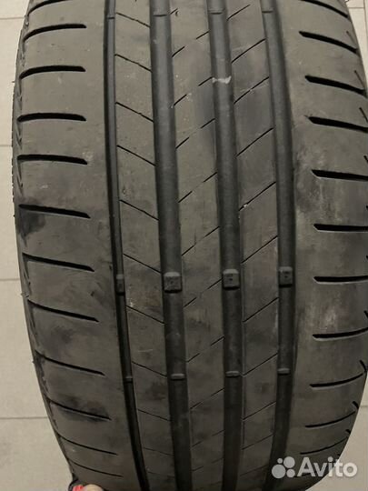 Bridgestone Turanza T005 225/40 R19 и 255/35 R19 93Y