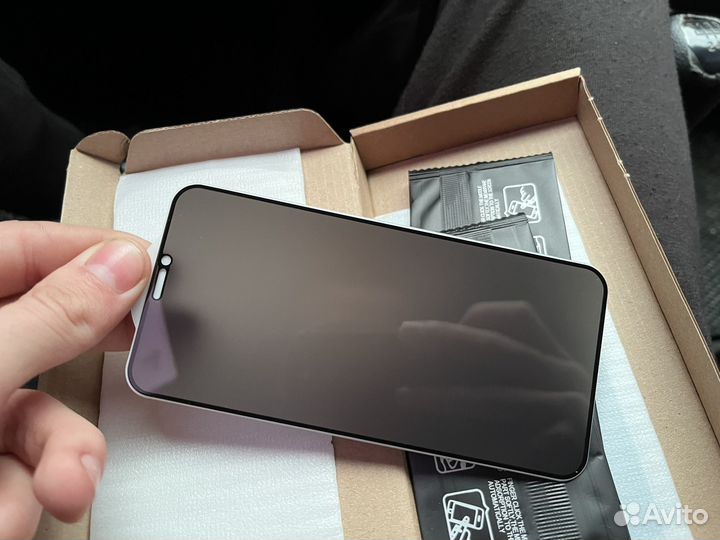 Защитное стекло антишпион iPhone 11