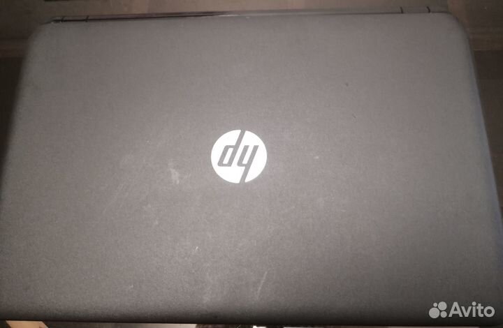 Ноутбук HP 15-r052sr черный (15.6