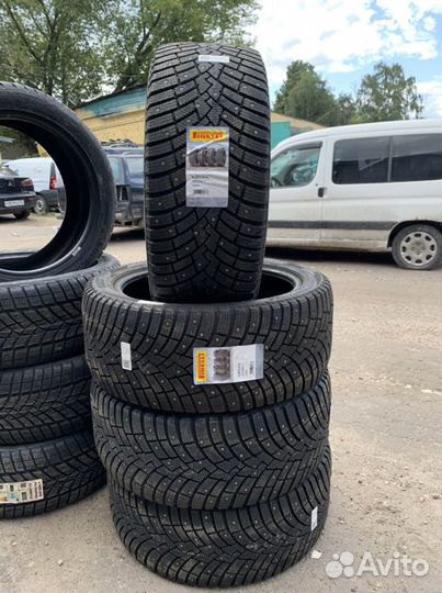 Pirelli Ice Zero 2 285/40 R21 109H