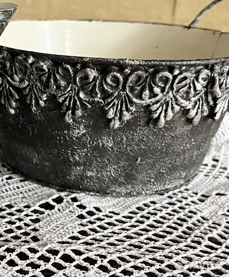 Кашпо декоративное для цветов