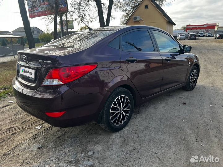 Hyundai Solaris 1.6 AT, 2013, 130 000 км