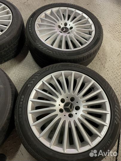 Комплект оригинальных колес 245:45 R19 Bridgestone