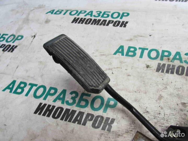 Педаль газа для Nissan Primera 3 2002-2008г