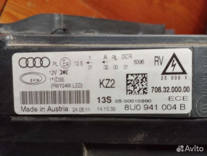 Audi Q3 фара правая ксенон