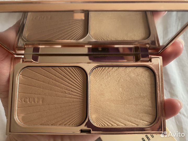 Хайлайтер Charlotte Tilbury, тени Urban Decay