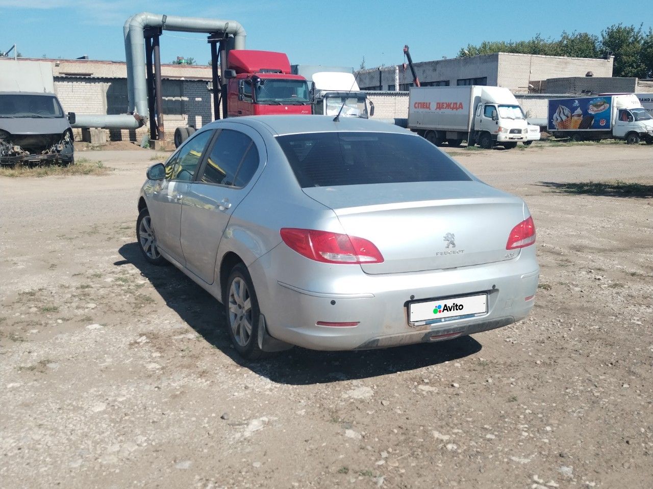 Peugeot 408: фото владельца