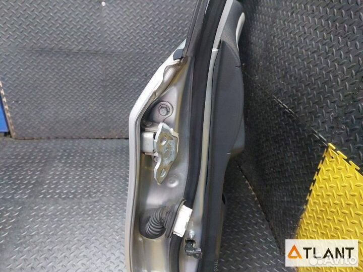 Дверь задний правый toyota wish