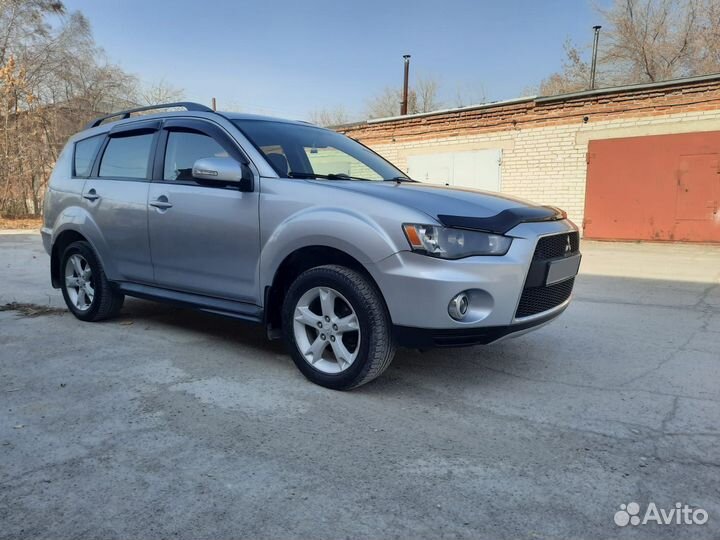 Mitsubishi Outlander 2.4 CVT, 2011, 211 500 км