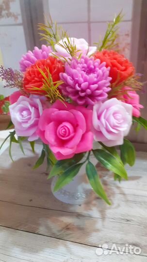 Ваза с цветами