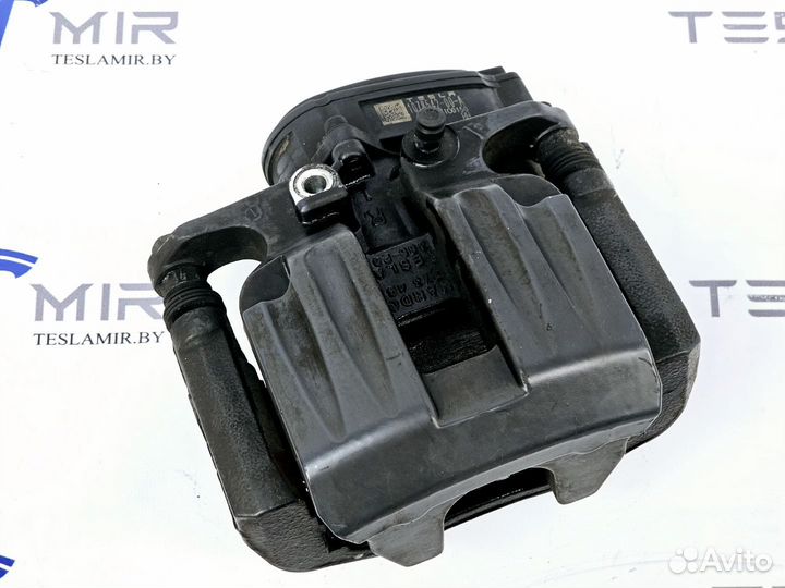 Суппорт тормозной задний правый Tesla Model S