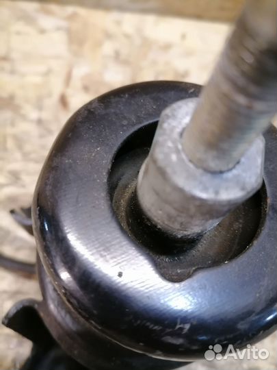 Подушка двигателя передняя Nissan Teana32 VQ25