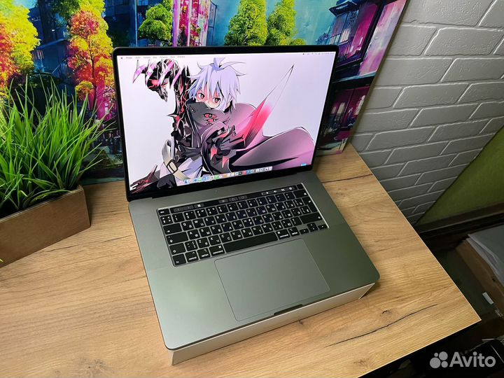 Macbook pro 16 2019 16gb 512gb Отличный