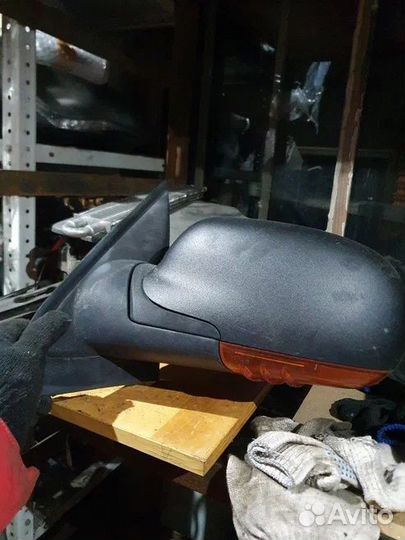 Зеркало левое Шевроле Трейлблейзер 1