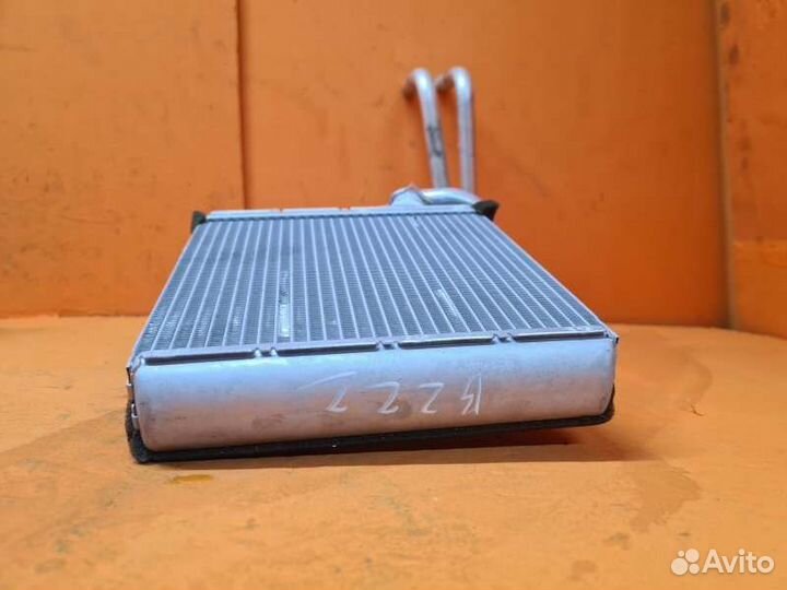 Радиатор отопителя салона Volvo Xc60 2010