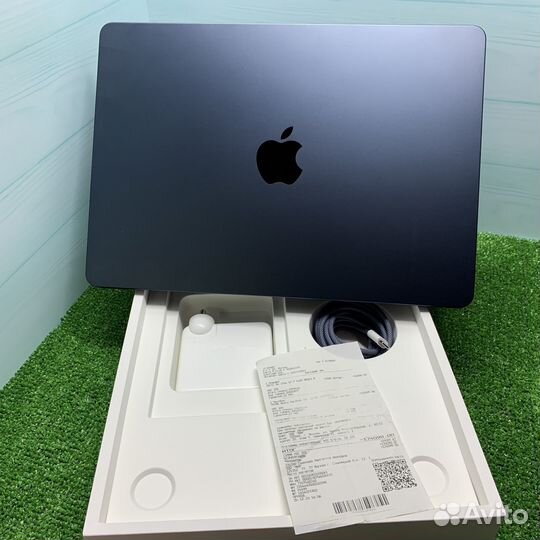 Ноутбук MacBook Air 2022 M2/8gb/256gb