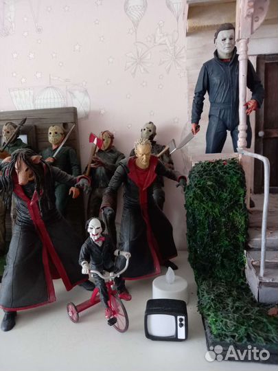 Фигурки по ужасам neca