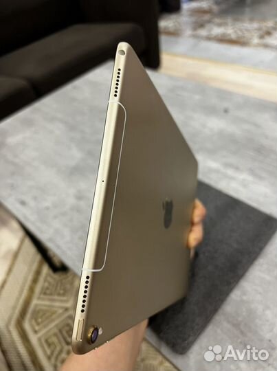 iPad pro 10.5 512gb wifi + LTE