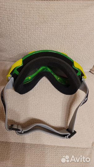 Продам сноубордическую маску