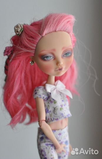 Ооак кукла Кьюпид, Ever After High