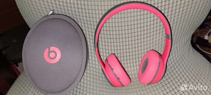 Беспроводные наушники beats
