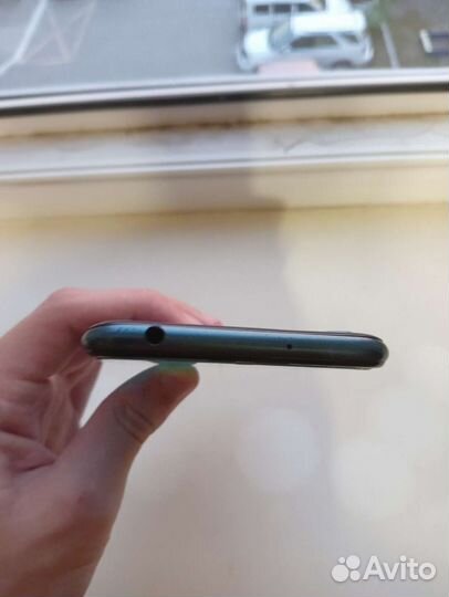 Телефон Huawei Y6 2019