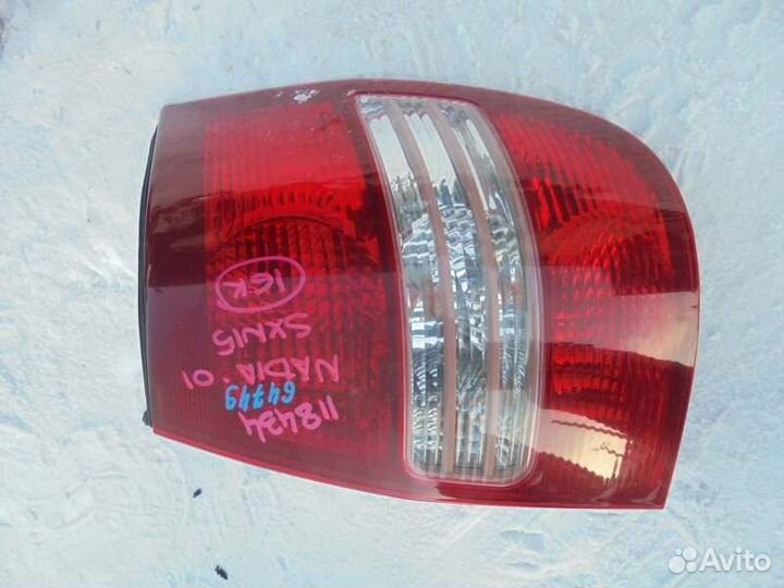 Стоп правый Toyota Nadia SXN15 3S-FE 2001