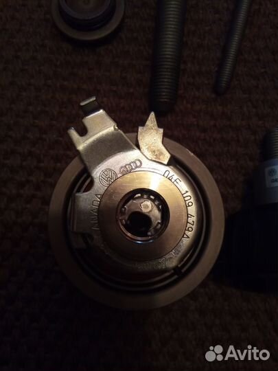 Грм ваг Б/У 04E198119