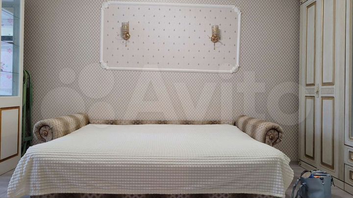 1-к. квартира, 43 м², 2/5 эт.