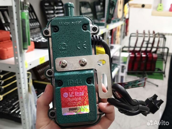 Предпусковой подогреватель двигателя 2кВт Лунфей