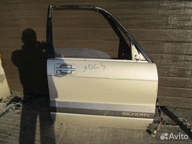 Дверь передняя правая Опель Монтерей Исузу Трупер