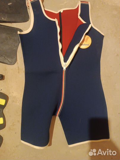 Костюм для подводного плавания