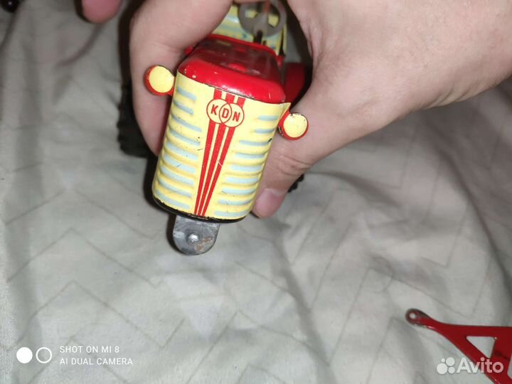 Трактор заводной жестяной Чехословакия