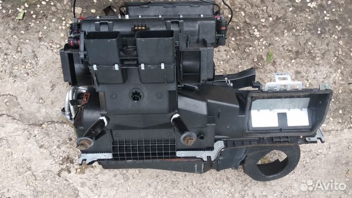 Корпус отопителя Mercedes-Benz W140