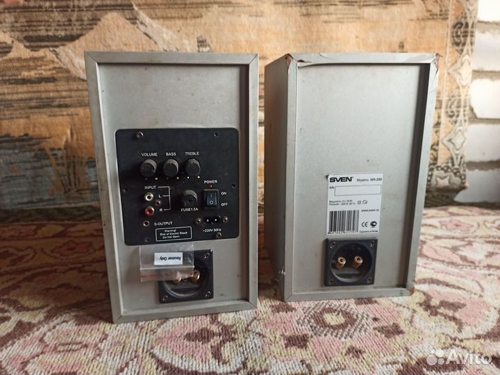 Акустические колонки