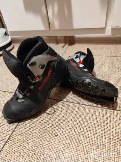 Лыжные ботинки 42 размер