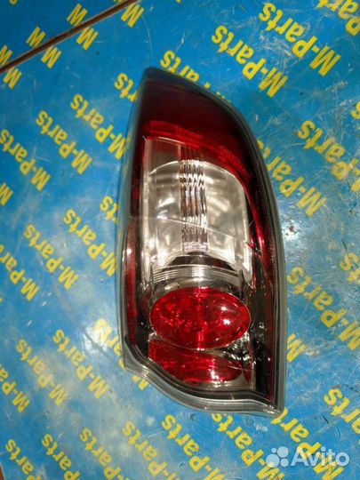 Стоп-сигнал правый Mazda Axela BL5FW