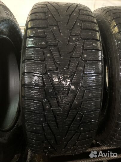 Nokian Tyres Hakkapeliitta 7 285/60 R18 116T