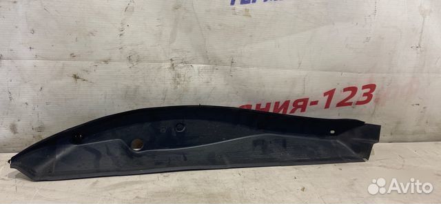 Пыльник крыла Mercedes C180 W204 271.820 2011