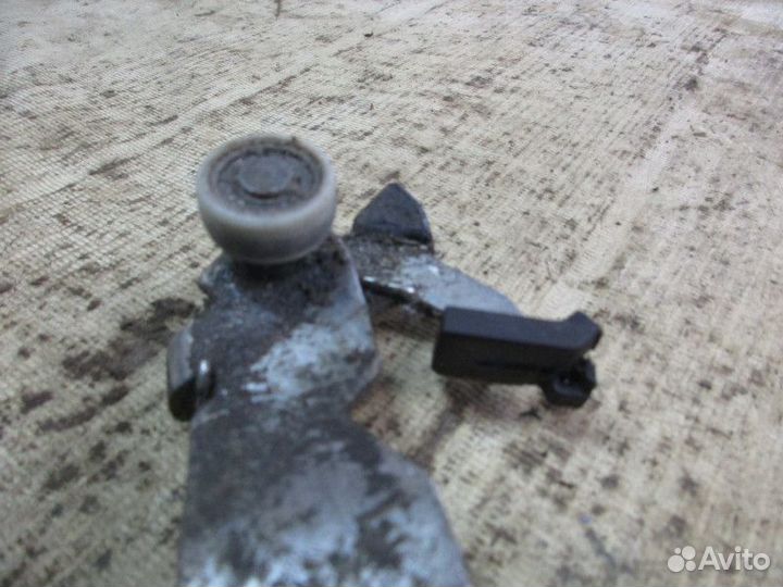 Ролик двери сдвижной нижний Citroen Jumper 250 2006 (9033V8)