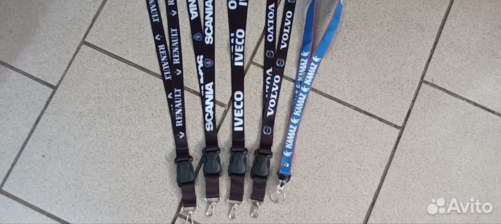 Шнурок на шею для ключей