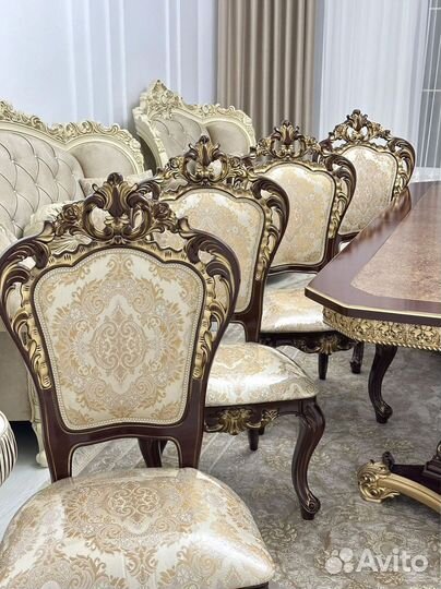 Кухонный стол. Доставка по всей России