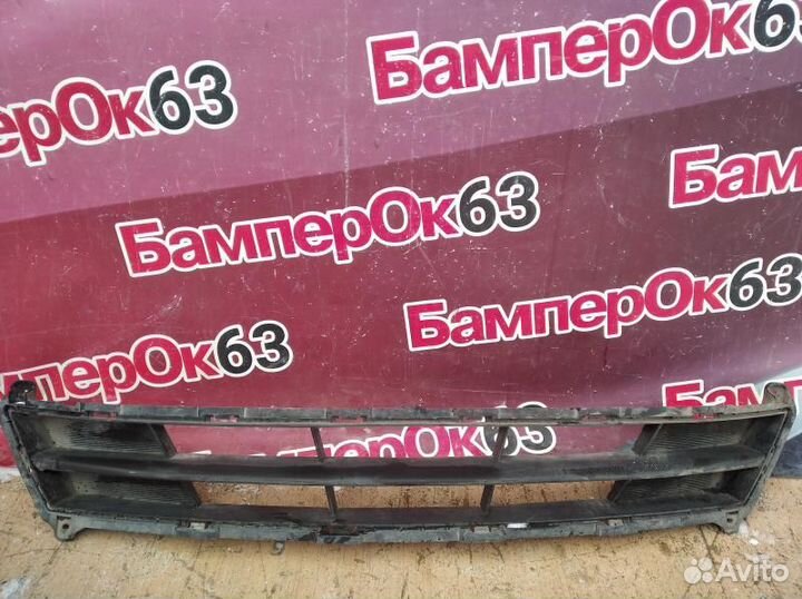 Hyundai Solaris 2014 решетка бампера б/у оригинал