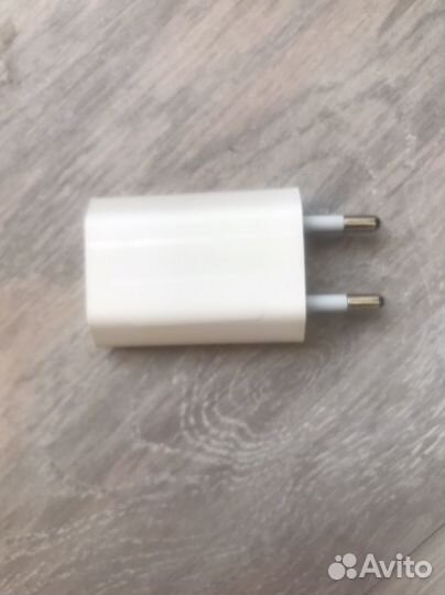 Зарядка iPhone