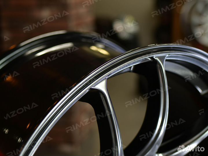 Литые диски Work R17 для Mitsubishi. Рассрочка