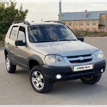 Chevrolet Niva 1.7 MT, 2011, 171 000 км, с пробегом, цена 530 000 руб.